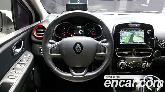 Renault Korea(Samsung) 클리오 intense panoramic, 2019 13