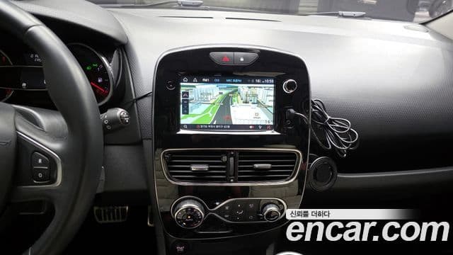 Renault Korea(Samsung) 클리오 intense panoramic, 2019 14
