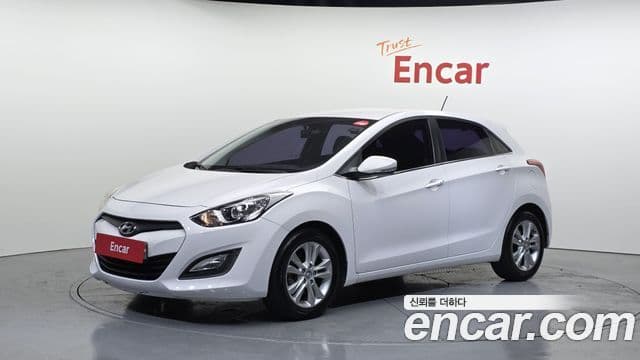 Hyundai i30(новый кузов / новое поколение) дизель 1.6 VGT PYL, 2014 1