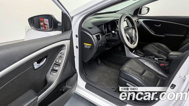 Hyundai i30(новый кузов / новое поколение) дизель 1.6 VGT PYL, 2014 10