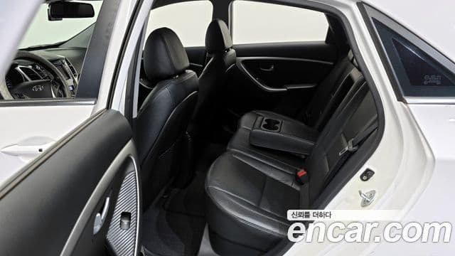 Hyundai i30(новый кузов / новое поколение) дизель 1.6 VGT PYL, 2014 20