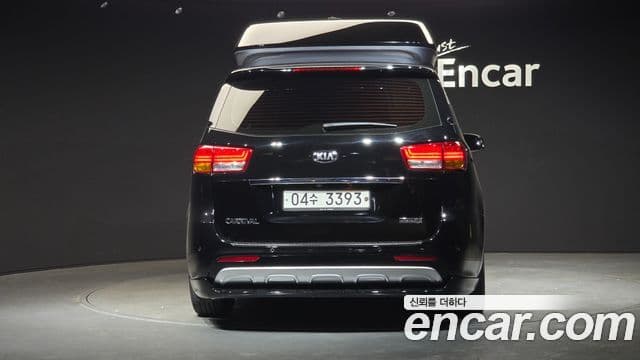 Kia All New Carnival Noblesse, 2018 4