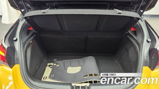 Hyundai Veloster (JS) Core, 2018 20