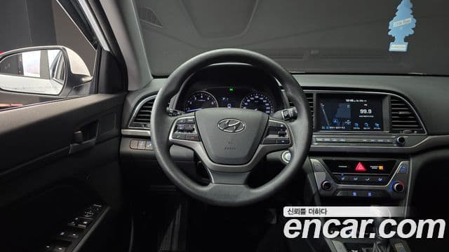 Hyundai Avante AD 1.6 GDI Value Plus, 2018 14
