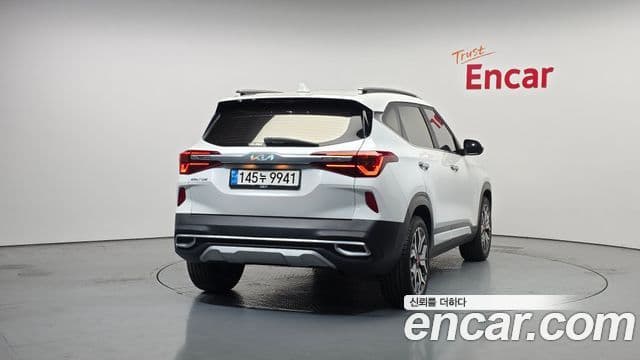 Kia Seltos Signature, 2023 4