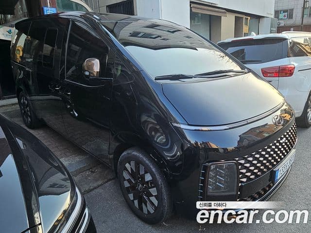 Hyundai Staria Inspiration, 2023 2