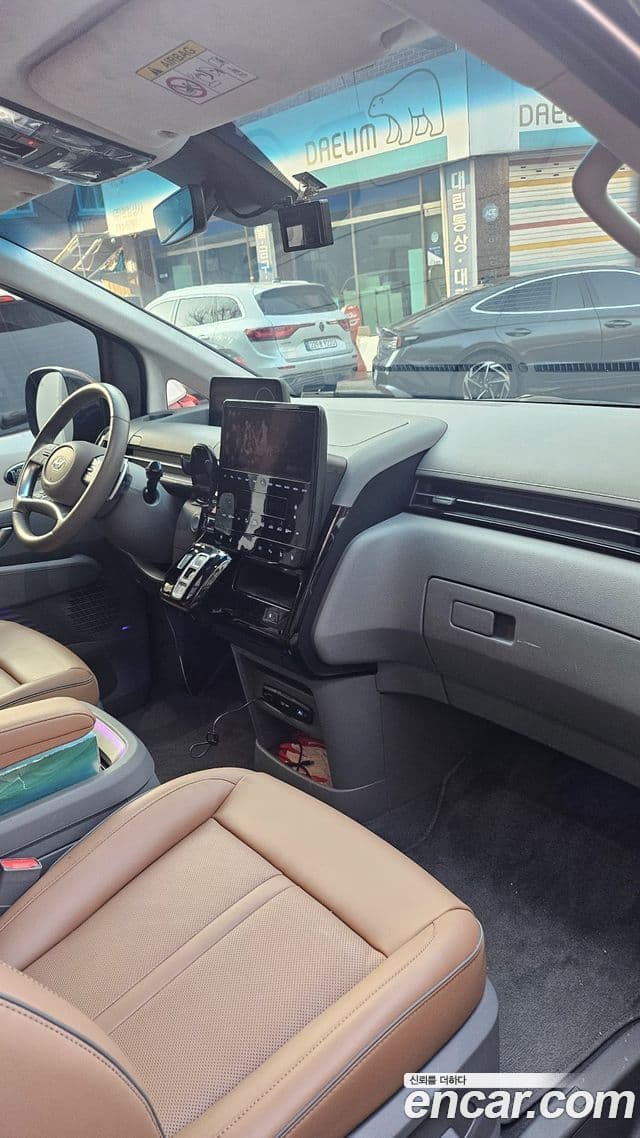 Hyundai Staria Inspiration, 2023 11