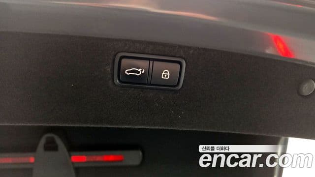 Genesis G80 Premium Luxury, 2018 20