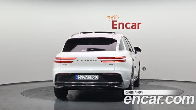 Genesis GV70, 2025 4