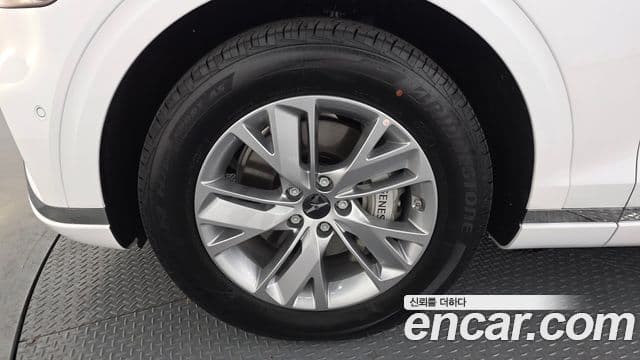 Genesis GV70, 2025 все фото