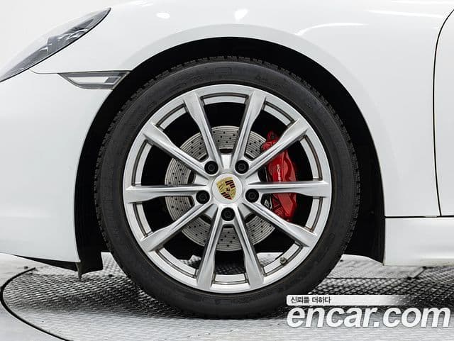 Porsche 718 카이맨, 2018 все фото