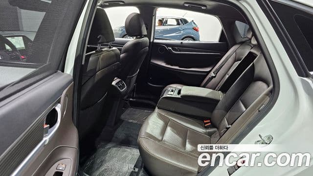 Hyundai Grandeur IG 3.0 LPi Exclusive (арендный автомобиль), 2018 12