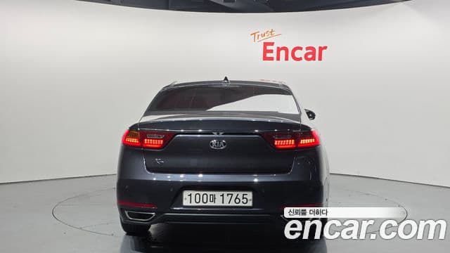 Kia All New K7 3.0 LPI Luxury (арендный автомобиль), 2018 4