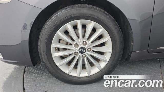 Kia All New K7 3.0 LPI Luxury (арендный автомобиль), 2018 все фото