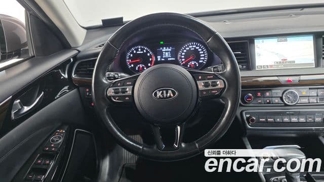 Kia All New K7 3.0 LPI Luxury (арендный автомобиль), 2018 13