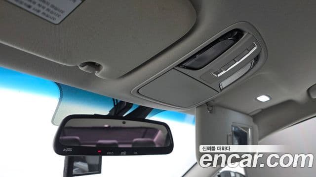 Kia All New K7 3.0 LPI Luxury (арендный автомобиль), 2018 16