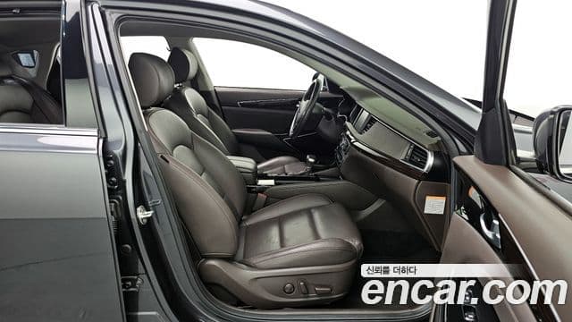 Kia All New K7 гибрид Noblesse, 2019 11