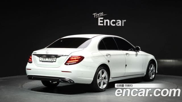 Mercedes-Benz E-класс W213 Avantgarde, 2018 2