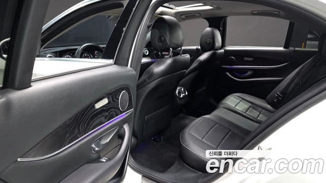 Mercedes-Benz E-класс W213 Avantgarde, 2018 12