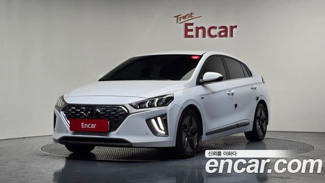 Hyundai The / новый New Ioniq гибрид Q, 2020 1