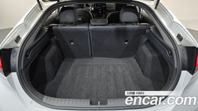 Hyundai The / новый New Ioniq гибрид Q, 2020 20