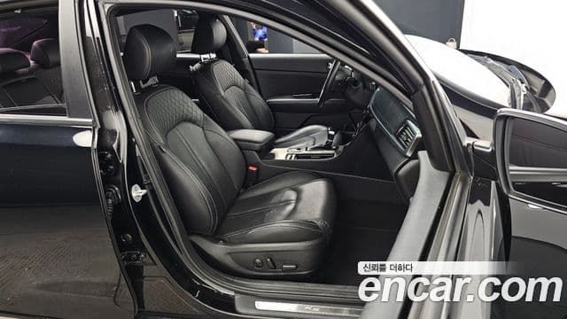 Kia K5 2세대 Signature, 2018 12