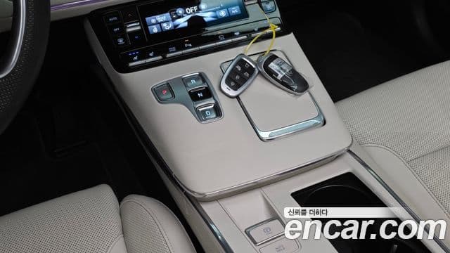 Hyundai The / новый New Grandeur IG гибрид Calligraphy, 2022 9