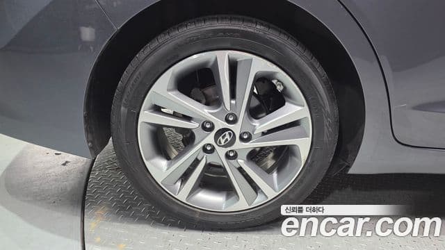 Hyundai Avante AD 1.6 GDI Value Plus, 2017 все фото