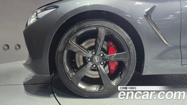 Genesis G70 Prestige, 2019 все фото