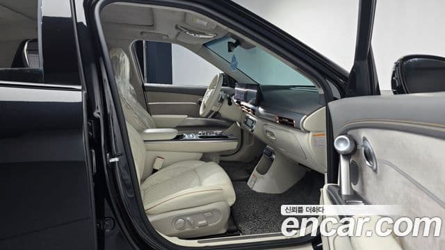 Genesis GV60 Standard, 2022 11