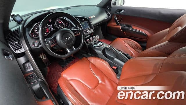 Audi R8 5.2 V10 купе, 2012 7