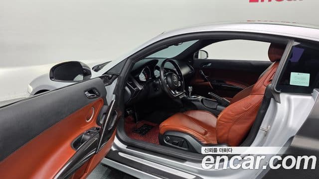 Audi R8 5.2 V10 купе, 2012 11