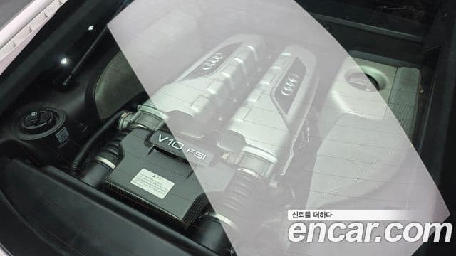 Audi R8 5.2 V10 купе, 2012 16