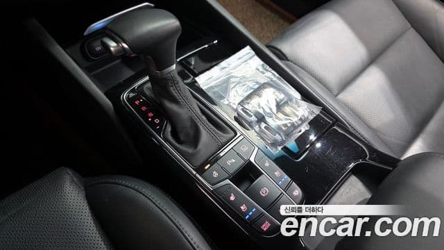 Kia All New K7 Prestige, 2016 9