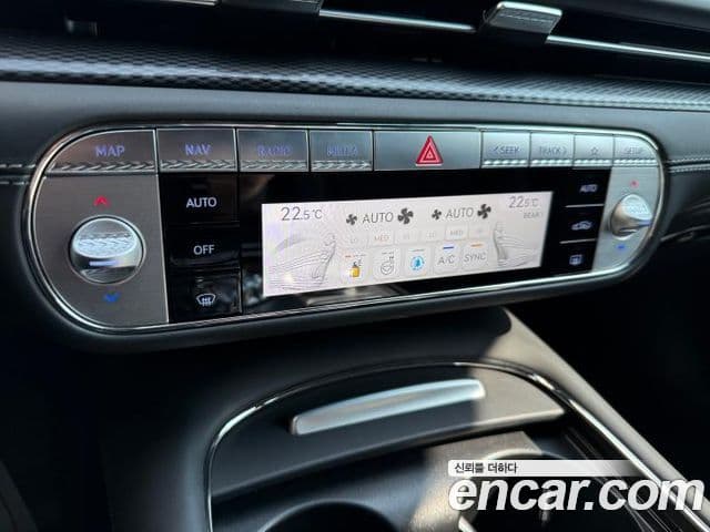 Genesis G90 (RS4) бензин 3.5 турбо AWD, 2023 18