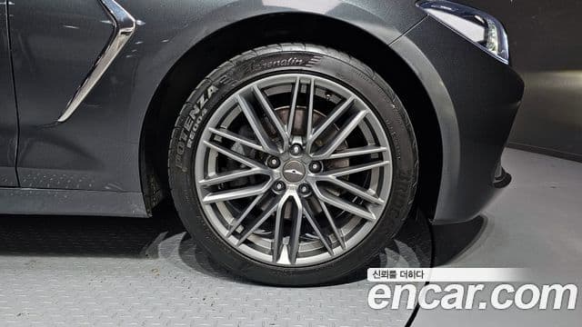 Genesis G70 Supreme, 2018 все фото