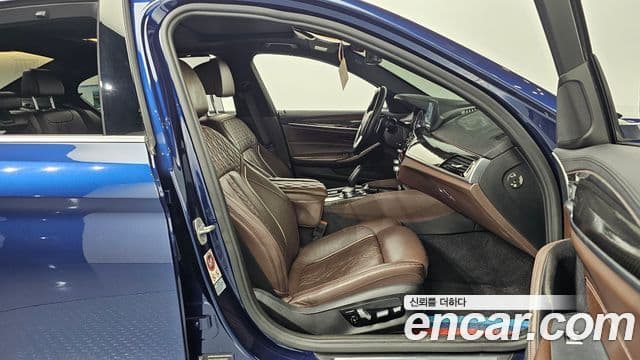 BMW 5시리즈 (G30) 520d M Sport Plus, 2018 10