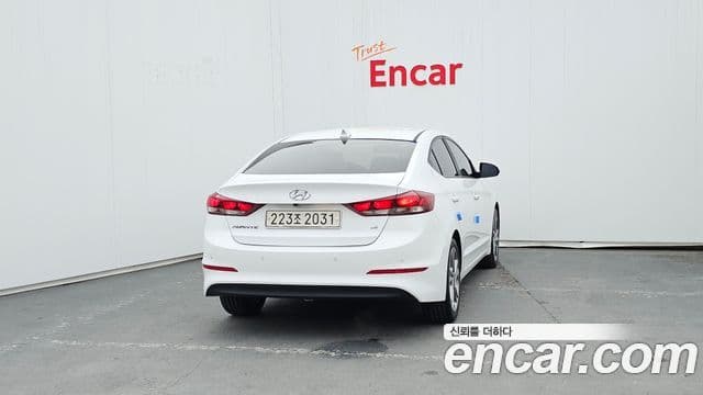 Hyundai Avante AD 1.6 GDI Value Plus, 2018 4