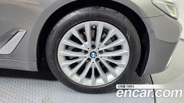 BMW 5시리즈 (G30) Luxury, 2021 все фото