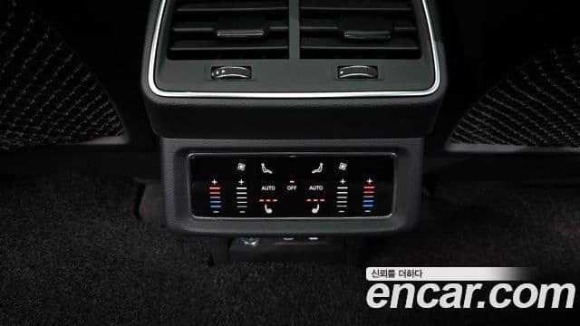 Audi e-Tron 55 Quattro Sportback, 2021 18