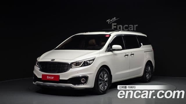 Kia All New Carnival Prestige, 2015 1