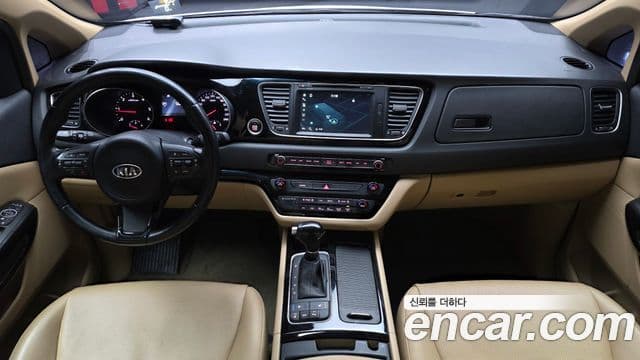 Kia All New Carnival Prestige, 2015 7