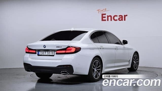 BMW 5시리즈 (G30) 520i M Sport, 2023 2
