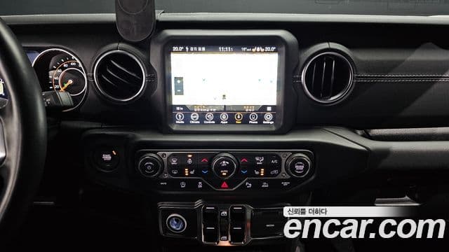 Jeep Wrangler (JL) 2.0 Overland 4도어, 2021 14