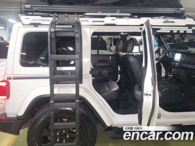 Jeep Wrangler (JL) 2.0 Overland 4도어, 2021 16
