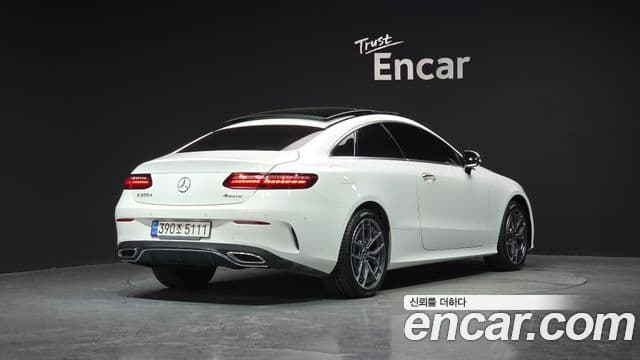 Mercedes-Benz E-класс W213 E300d 4MATIC купе, 2022 2
