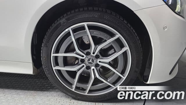 Mercedes-Benz E-класс W213 E300d 4MATIC купе, 2022 все фото