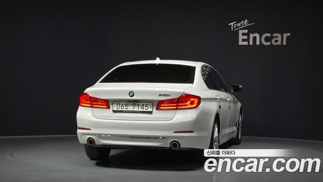 BMW 5시리즈 (G30) 530i Luxury Plus, 2019 4