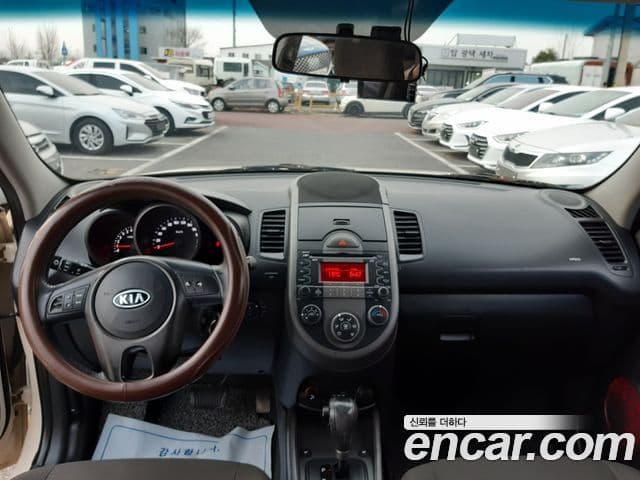 Kia Soul люксовая версия, 2009 9