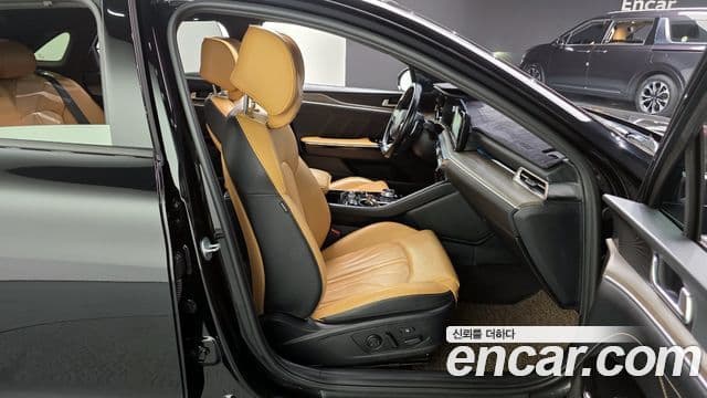 Kia K5 3세대 Signature, 2021 12